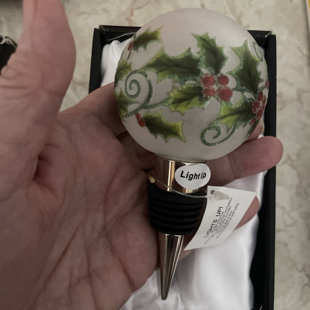 Ganz Light Up Cheer Ornament Wine Stopper
